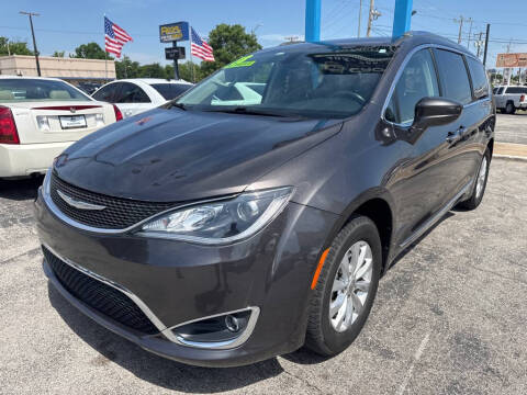 2018 Chrysler Pacifica Touring L
