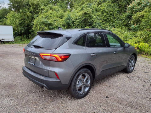 2025 Ford Escape Hybrid ST-Line