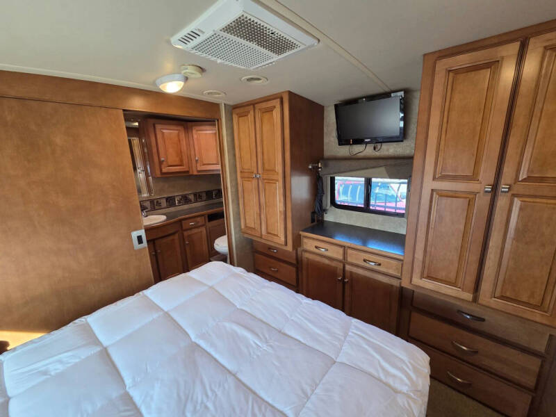 2014 Ford Motorhome Chassis