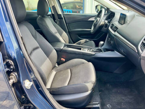 2017 Mazda MAZDA3 Sport