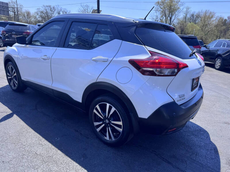 2020 Nissan Kicks SV