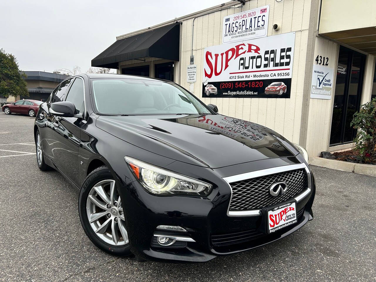 2015 INFINITI Q50 for sale at Super Auto Sales Modesto in Modesto, CA