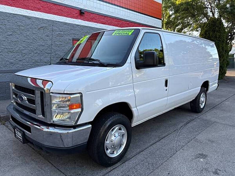 2013 Ford E-Series E-150