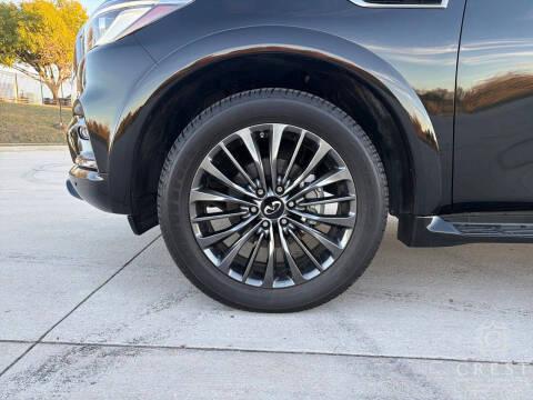 2023 Infiniti QX80 Premium Select