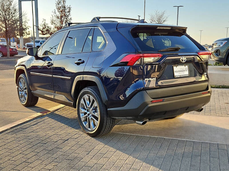 2022 Toyota RAV4 XLE Premium