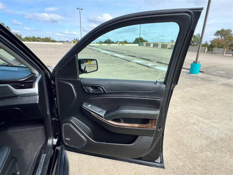 2019 Chevrolet Suburban LT