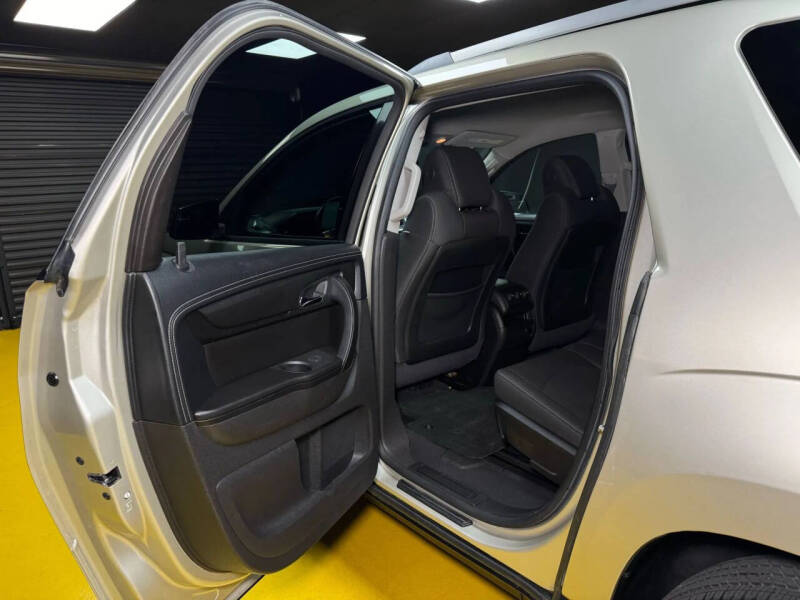 2013 GMC Acadia SLE-1