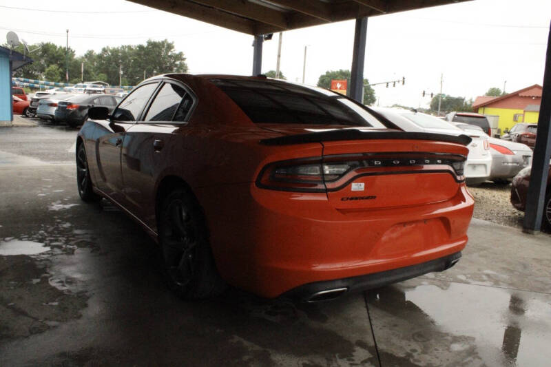 2019 Dodge Charger SXT