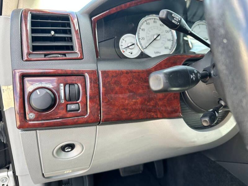 2006 Chrysler 300 C