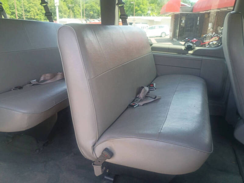 1999 Ford E-350