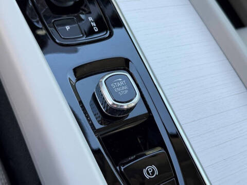 2026 Volvo XC60 T8 Ultra