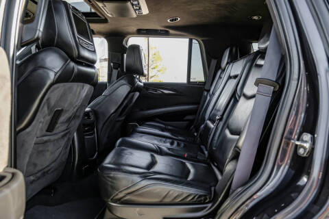 2016 Cadillac Escalade Platinum