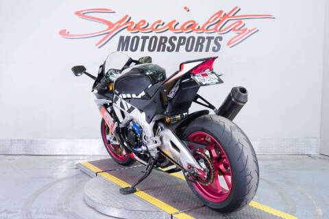 2016 Aprilia RSV4