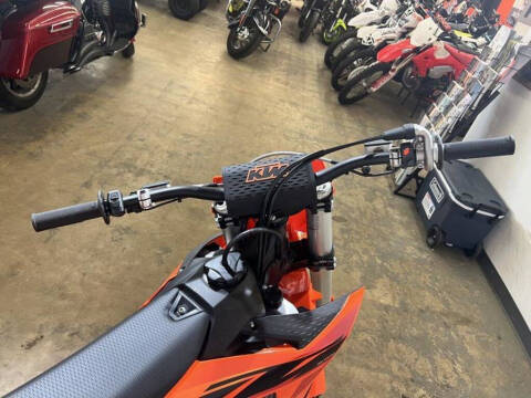 2025 KTM 250 SX
