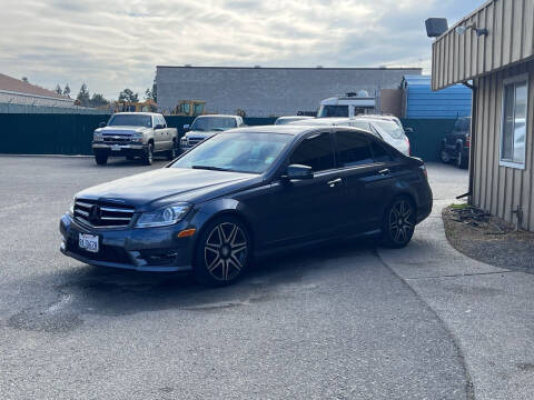 2013 Mercedes-Benz C-Class for sale at A1 AUTO SALES in Clovis CA