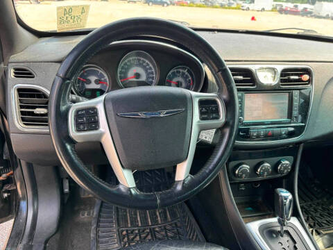 2012 Chrysler 200 Limited