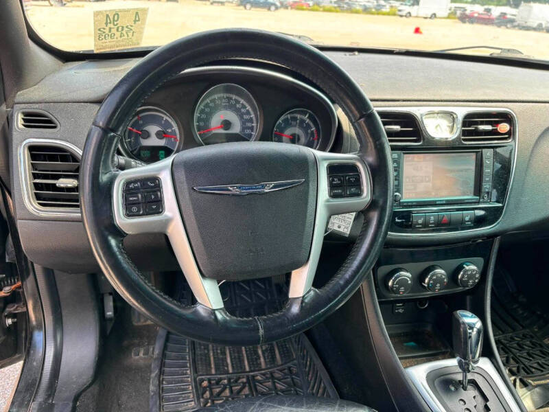 2012 Chrysler 200 Limited