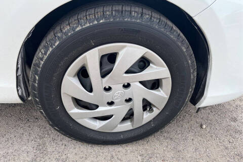 2015 Toyota Prius c Two
