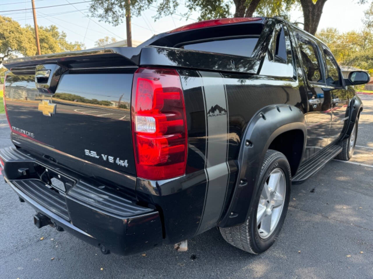 2013 Chevrolet Avalanche for sale at AUSTIN PREMIER AUTO in Austin, TX