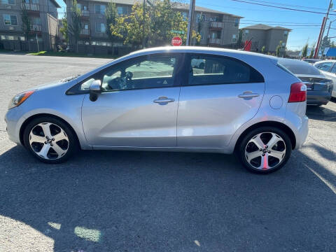2012 Kia Rio 5-Door EX