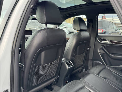 2018 Audi Q3 2.0T quattro Premium Plus