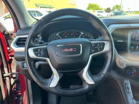 2017 GMC Acadia SLE-2