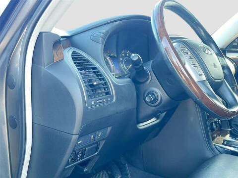 2019 Infiniti QX80 Luxe