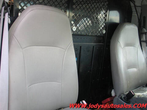 2000 Ford E-250