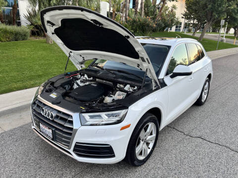 2018 Audi Q5 2.0T quattro Premium Plus