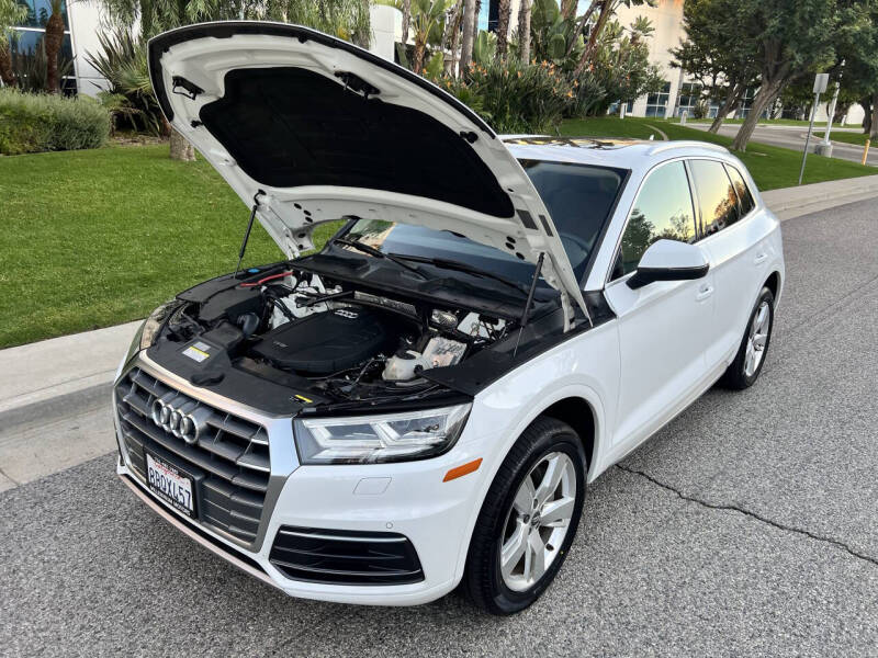 2018 Audi Q5 2.0T quattro Premium Plus