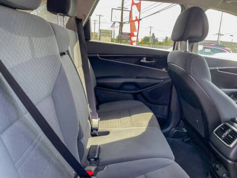 2016 Kia Sorento LX
