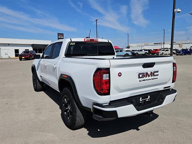 2024 GMC Canyon Elevation