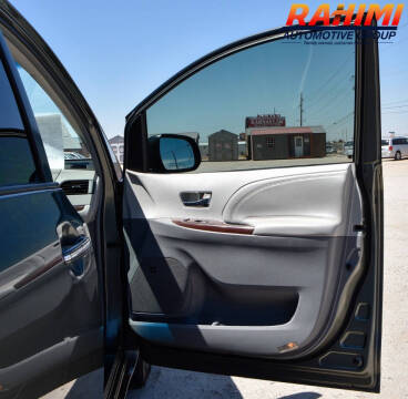 2011 Toyota Sienna Limited 7-Passenger