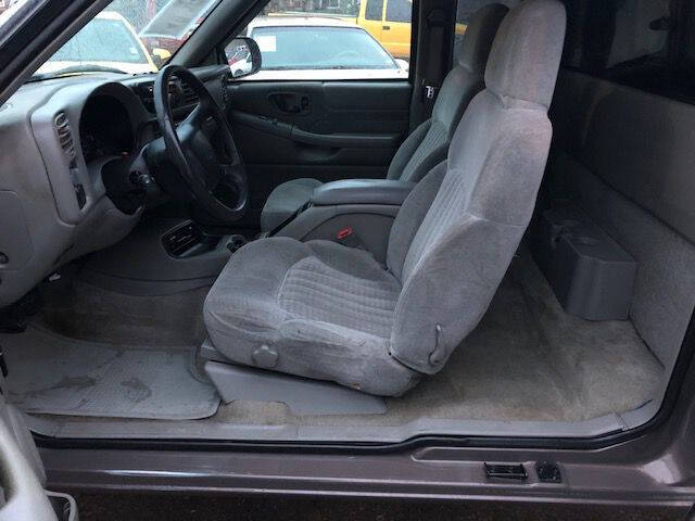 2000 Chevrolet S-10 for sale at Extreme Auto Plaza in Des Moines, IA