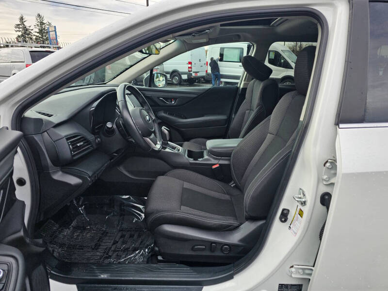 2022 Subaru Outback Premium