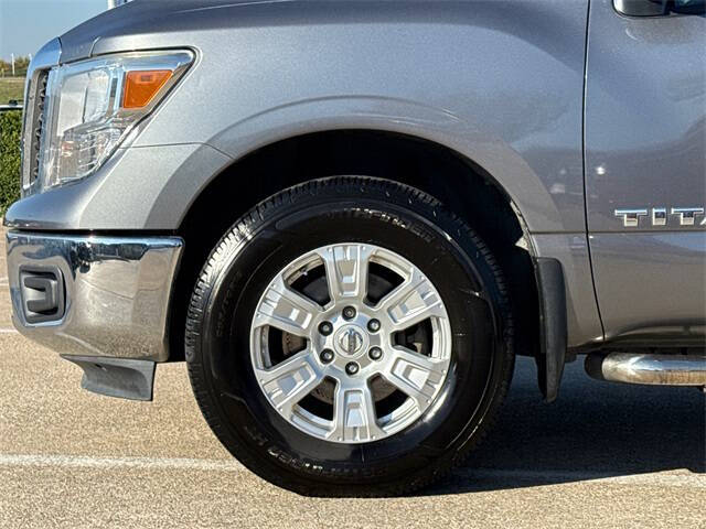 2018 Nissan Titan SV