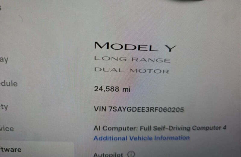 2024 Tesla Model Y Long Range