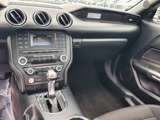 2015 Ford Mustang V6