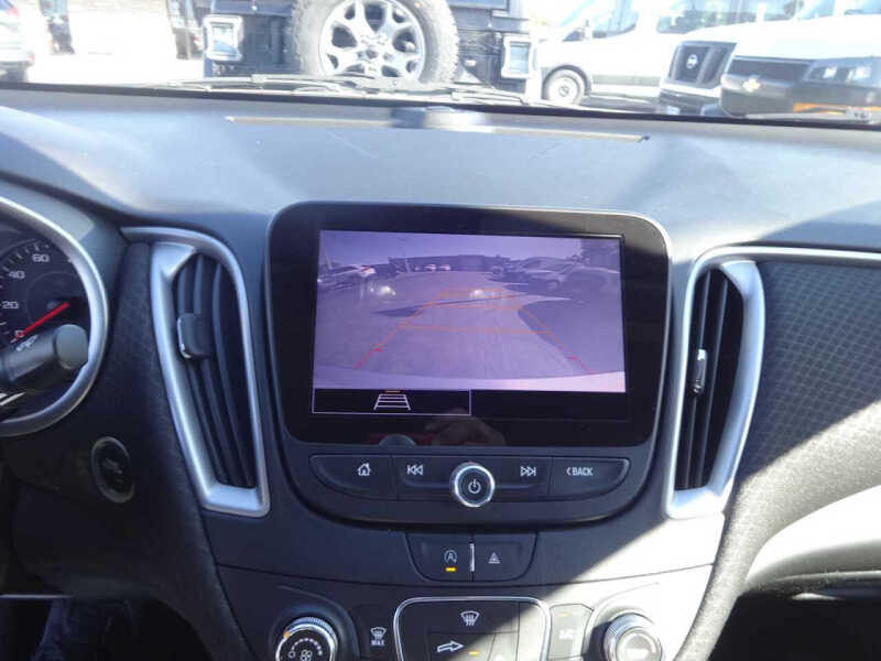 2021 Chevrolet Malibu LS