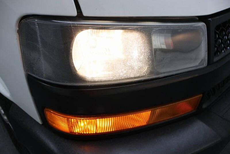 2021 Chevrolet Express 2500