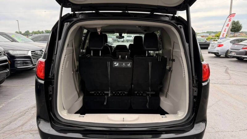 2018 Chrysler Pacifica Touring L