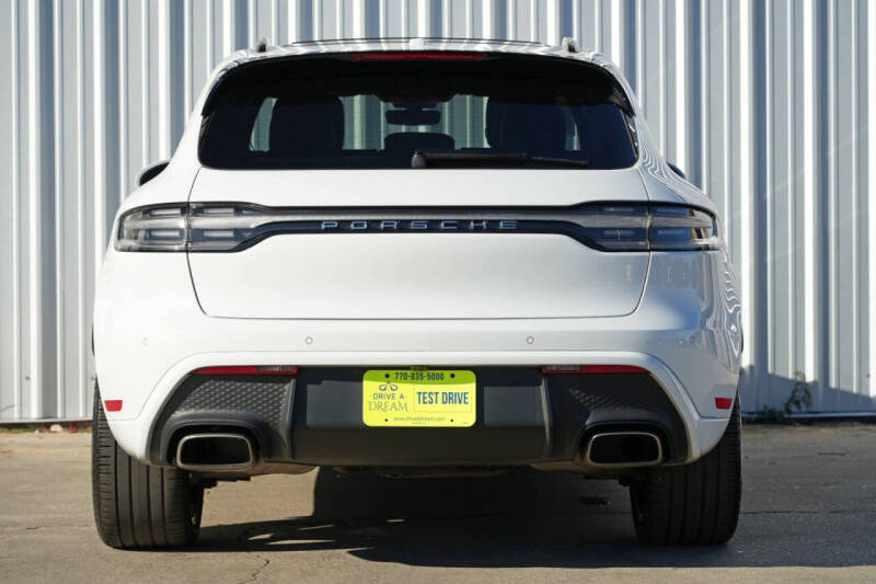 2023 Porsche Macan