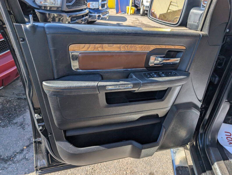 2013 RAM 1500 Laramie Longhorn