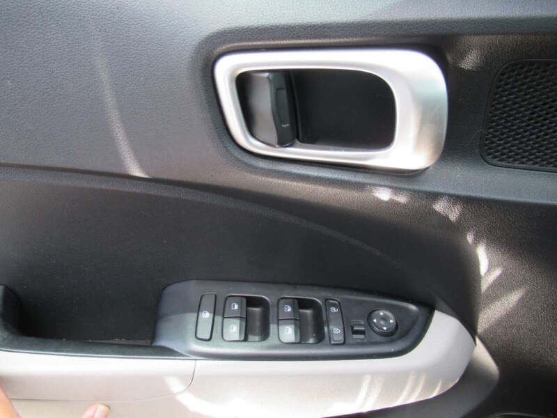 2020 Hyundai Venue SEL