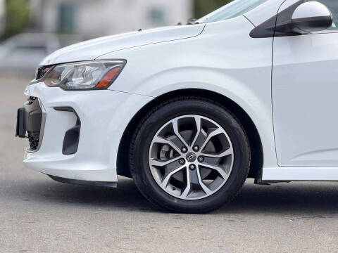 2017 Chevrolet Sonic LT Auto