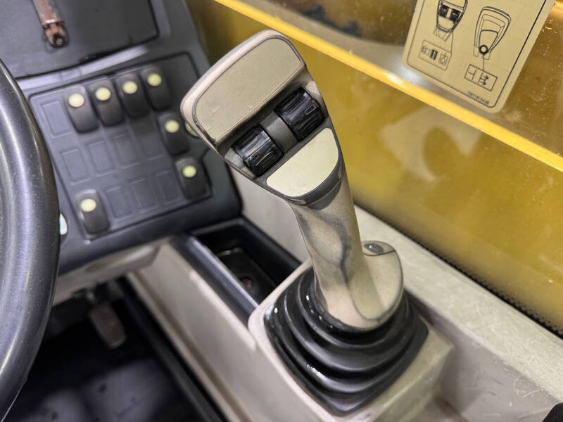 2016 Caterpillar TL642D