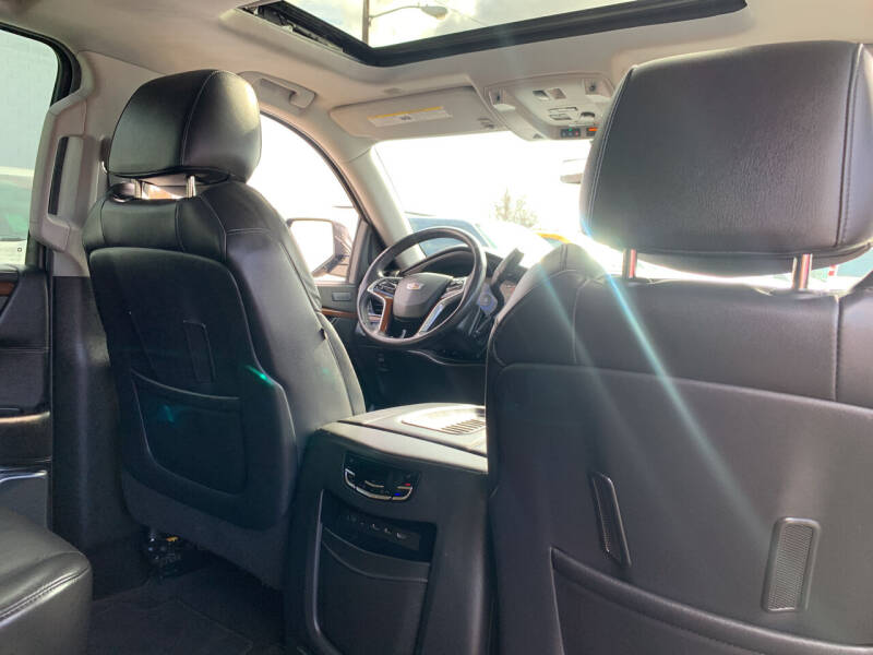 2020 Cadillac Escalade ESV for sale at Best Buy Quality Cars in Bellflower CA