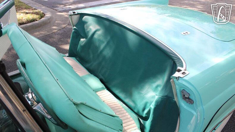 1955 Ford Thunderbird