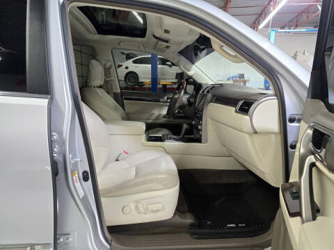 2017 Lexus GX 460