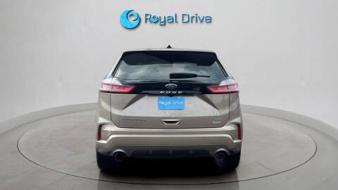 2021 Ford Edge Titanium